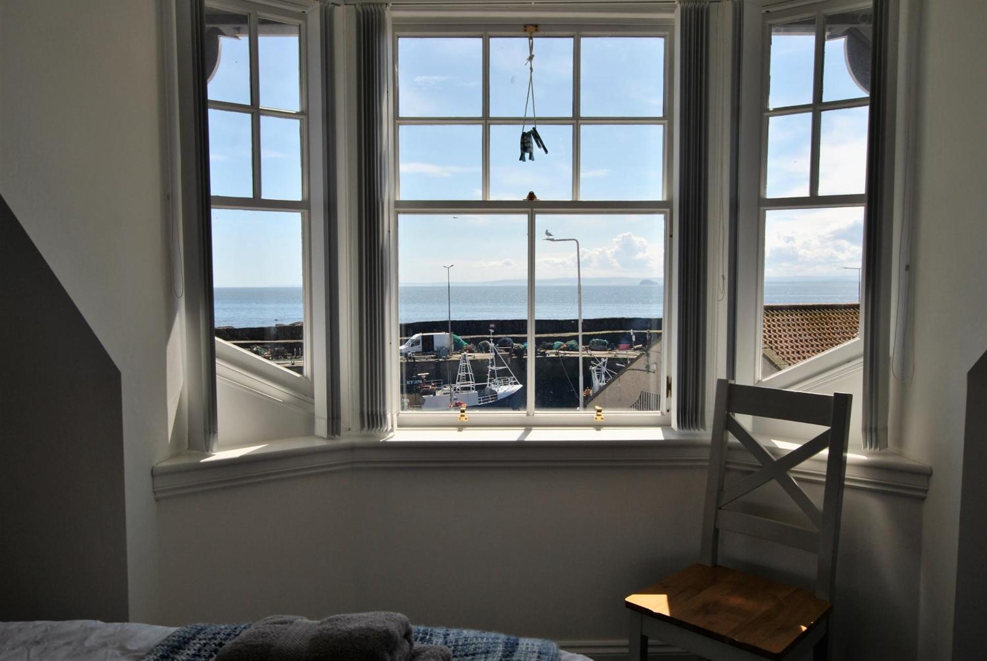 Bass View- Harbourfront Home Pittenweem Exterior photo